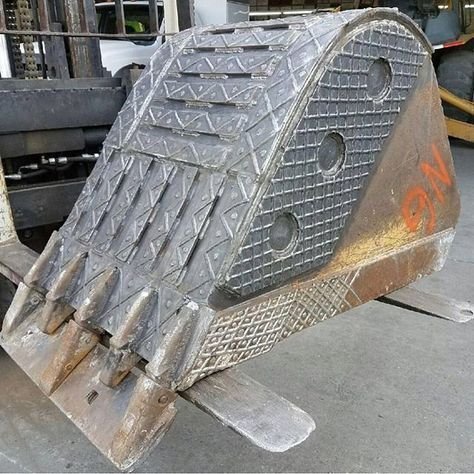 HARD FACING WELDING ELECTRODES